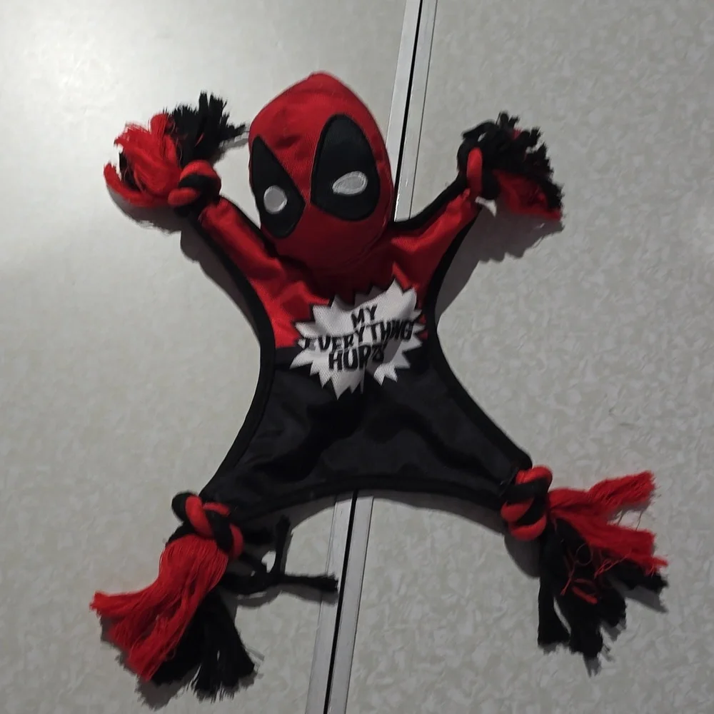 Marvel Deadpool‎ Red and Black Dog Toy With Rope Knots